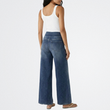 Thalia - Kényelmes, bő szabású farmer