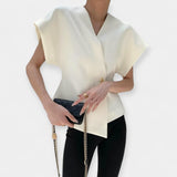 Anna Elegantní MinimalistickýTopSPreciznímZlatýmDekorem