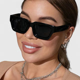 Izadora | Elegáns napszemüveg